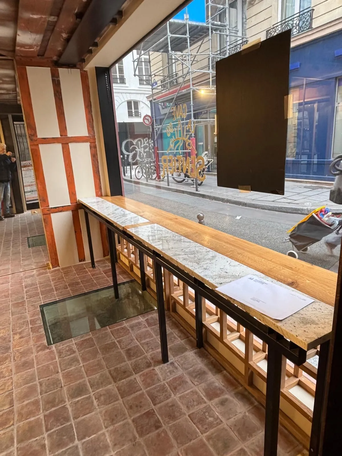 Location de boutique 54m², Paris 2 — photo 3