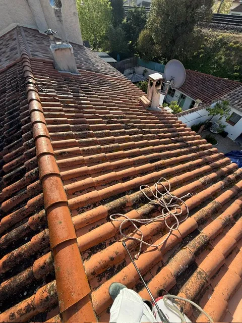 Réalisation d'un nettoyage / traitement hydrofuge complet de toiture — image 2